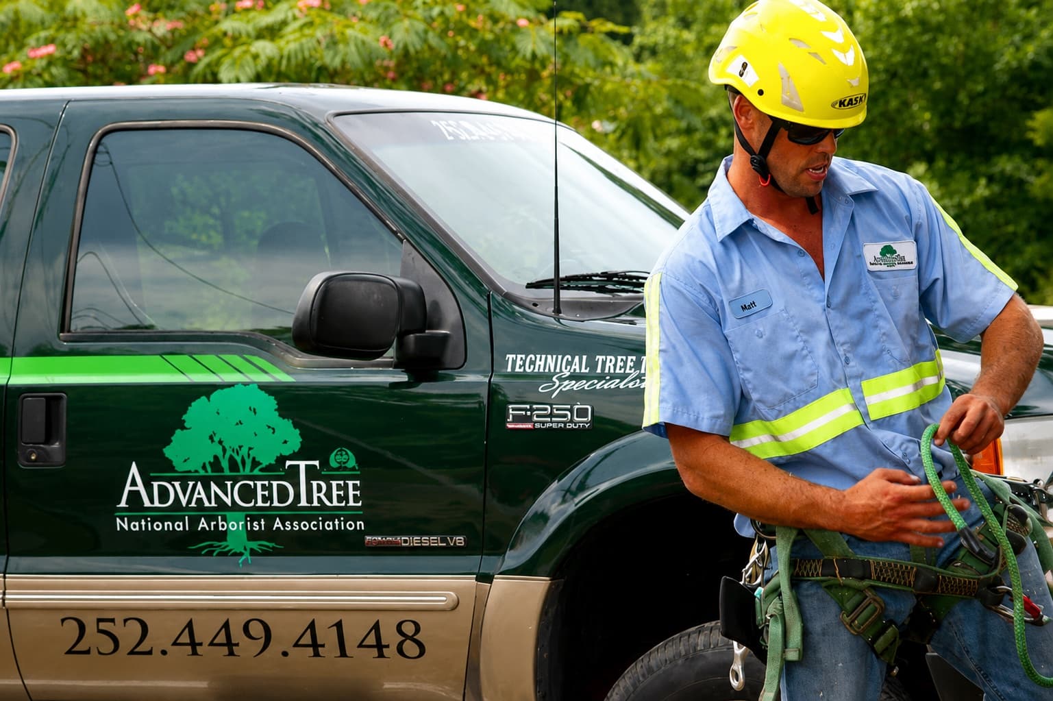 Advanced Tree utility support truck and arborist